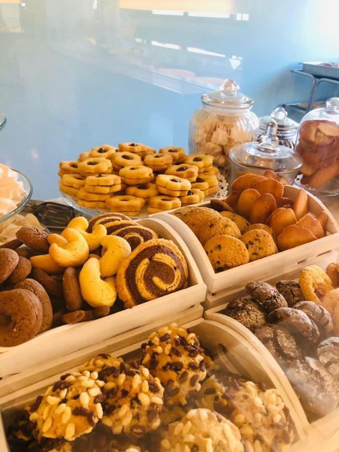 Appartamenti Montmartre Rimini Eksteriør billede