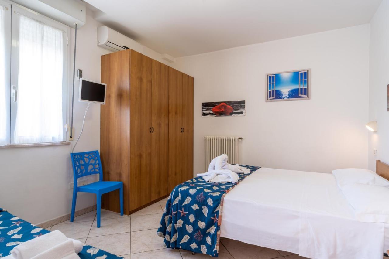Appartamenti Montmartre Rimini Eksteriør billede