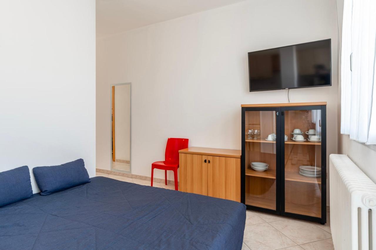Appartamenti Montmartre Rimini Eksteriør billede